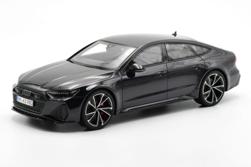 Audi RS7 C8 Sportback Mythos Schwarz Asien-Edition GT Spirit 1:18