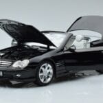 Mercedes SL500 R230 Schwarz Norev 1:18