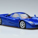 Nissan Nissan R390 GT1 Strassenversion Coupé GT Spirit 1:18 1:18 Resin