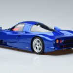 Nissan Nissan R390 GT1 Strassenversion Coupé GT Spirit 1:18 1:18 Resin