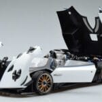 Pagani Pagani Zonda HP Barchetta Karbon Weiss LCD 1:18 1:18 Metall