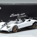 Pagani Pagani Zonda HP Barchetta Karbon Weiss LCD 1:18 1:18 Metall