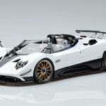 Pagani Pagani Zonda HP Barchetta Karbon Weiss LCD 1:18 1:18 Metall