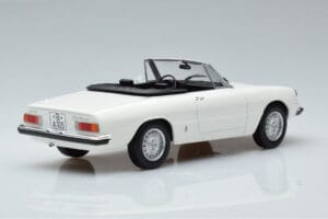 Alfa Romeo 2000 Spider Weiss Norev 1:18 187882 Metall – Bild 2 von 7