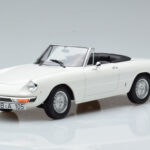 Alfa Romeo 2000 Spider Weiss Norev 1:18