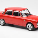 Alfa Romeo Giulia Nuova Super Rot Custom Wheels MCG 1:18 - image 4 of 6