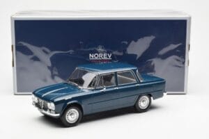 Alfa Romeo Giulia TI Petrol Blau Norev 1:18 187971 Metall – Bild 6 von 6