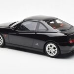 Alfa Romeo GTV V6 916 Schwarz Otto 1:18 - image 5 of 6