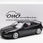Alfa Romeo GTV V6 916 Schwarz Otto 1:18 - image 6 of 6
