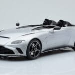 Aston Martin V12 Speedster Silber GT Spirit 1:18