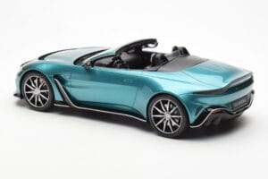 Aston Martin V12 Vantage Roadster Tayos Türkis Grün GT Spirit 1:18 GT445 Resin – Bild 5 von 6