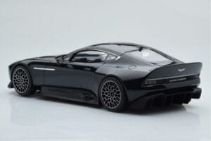 Aston Martin Victor Schwarz GT Spirit 1:18 GT428 Resin – Bild 5 von 6