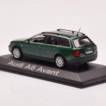 Audi A6 C5 Avant Grün Minichamps 1:43 - image 3 of 4