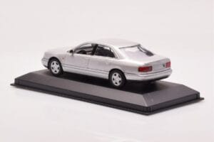 Audi A8 D2 Silber Minichamps 1:43 433013006 Metall – Bild 3 von 4