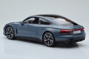 Audi E-Tron GT Grau GT Spirit 1:18 GT393 Resin – Bild 5 von 6