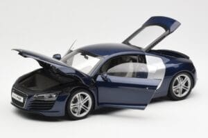 Audi R8 4.2 FSI V8 Blau Kyosho 1:18 09213BL Metall – Bild 2 von 8