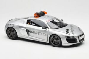 Audi R8 5.2 DTM Safety Car 2010 Kyosho 1:18 09216DTM Metall – Bild 6 von 8