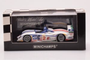 Audi R8 #2 E. Pirro / F. Biela / A. McNish 12 Hours of Sebring 2nd Place 2005 Minichamps 1:43 400051302 Metall – Bild 4 von 4