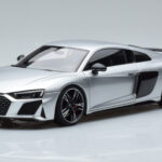 Audi R8 Performance Silber Kengfai 1:18