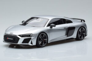 Audi R8 Performance Silber Kengfai 1:18
