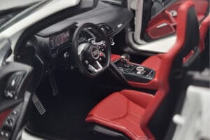 Audi R8 Spyder Performance Weiss Kengfai 1:18 VAKF-0351 Metall – Bild 9 von 11