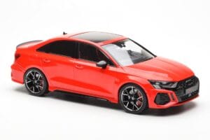 Audi RS3 8Y Limousine Rot MCG 1:18 MCG18451 Metall – Bild 4 von 6
