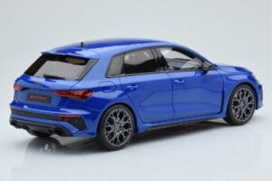 Audi RS3 8Y Sportback Performance Edition Nagaro Blau GT Spirit 1:18 GT884 Resin – Bild 2 von 5