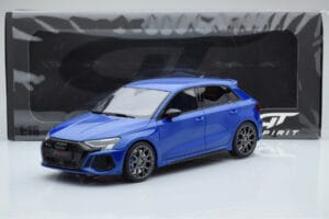 Audi RS3 8Y Sportback Performance Edition Nagaro Blau GT Spirit 1:18 GT884 Resin – Bild 5 von 5