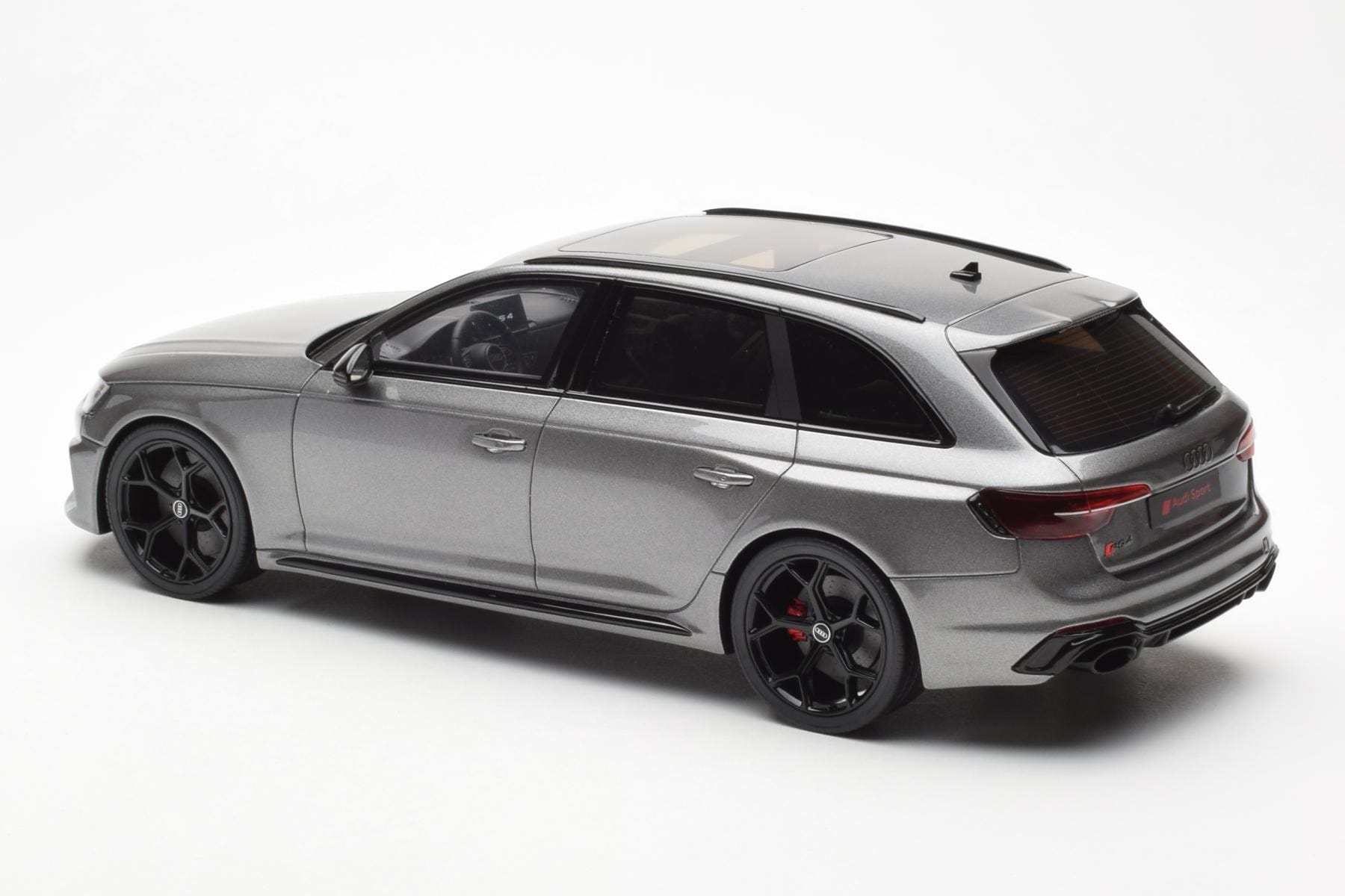 Audi RS4 B9 Avant Competition Daytona Grau GT Spirit 1:18 GT456 Resin – Bild 5 von 6