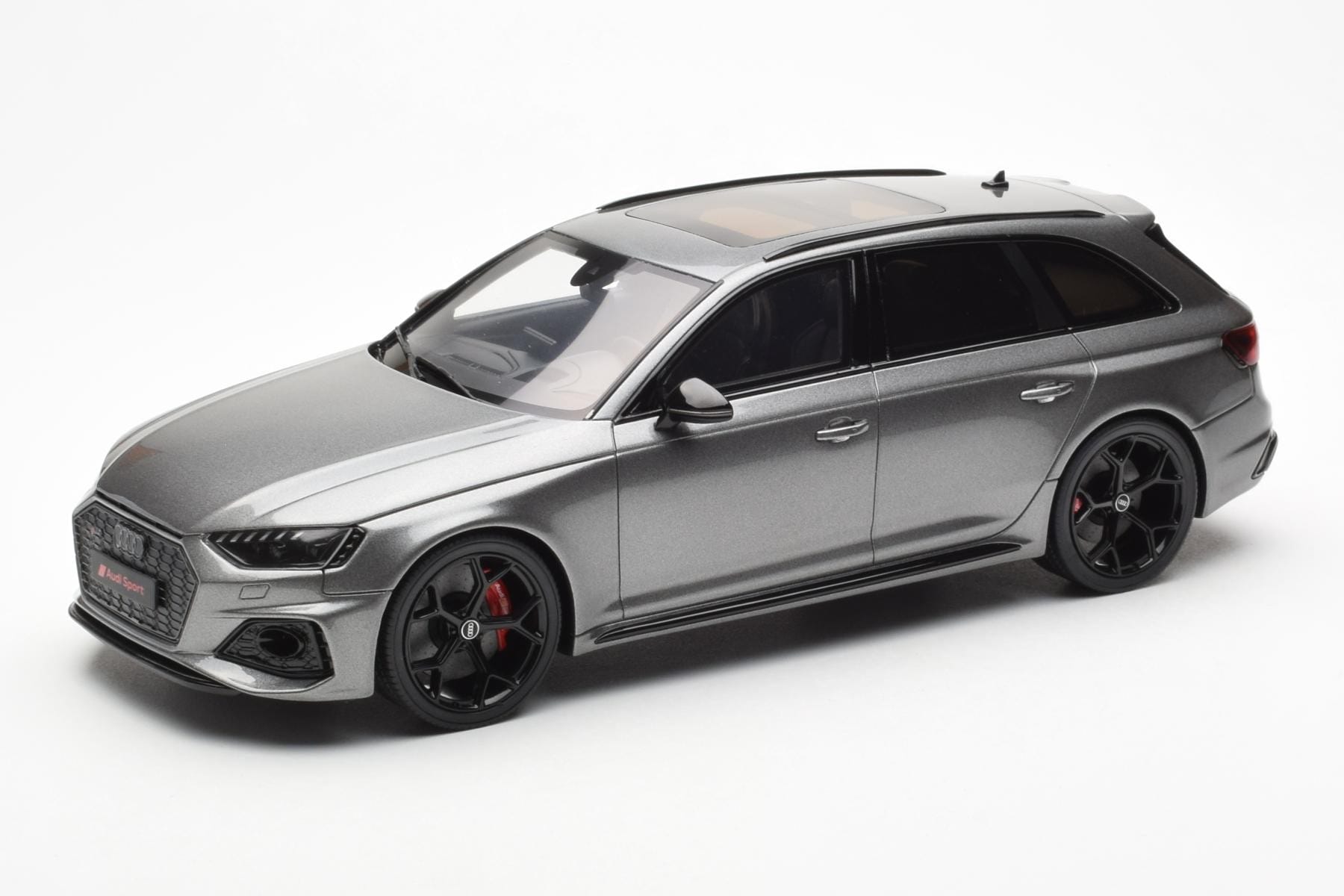 Audi RS4 B9 Avant Competition Daytona Grau GT Spirit 1:18 GT456 Resin