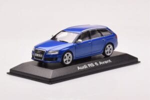 Audi RS6 C6 Sepang Blau Minichamps 1:43 5010710223 Metall – Bild 2 von 4
