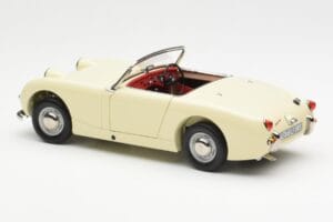 Austin-Healey Sprite Mk I Open Old English Weiss Kyosho 1:18 08953EW Metall – Bild 7 von 8