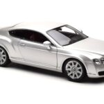 Bentley Continental GT Silber Minichamps 1:18 100139021 - image 6 of 8