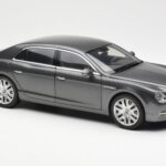Bentley Flying Spur W12 Granite Grau Kyosho 1:18 - image 6 of 8