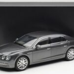 Bentley Flying Spur W12 Granite Grau Kyosho 1:18 - image 8 of 8