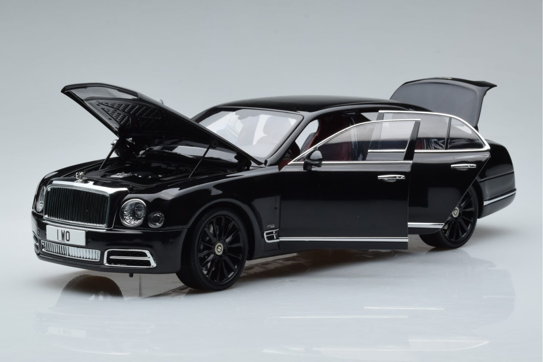 Bentley Mulsanne W.O. Edition By Mulliner Schwarz Almost Real 1:18 830508 Metall – Bild 2 von 11