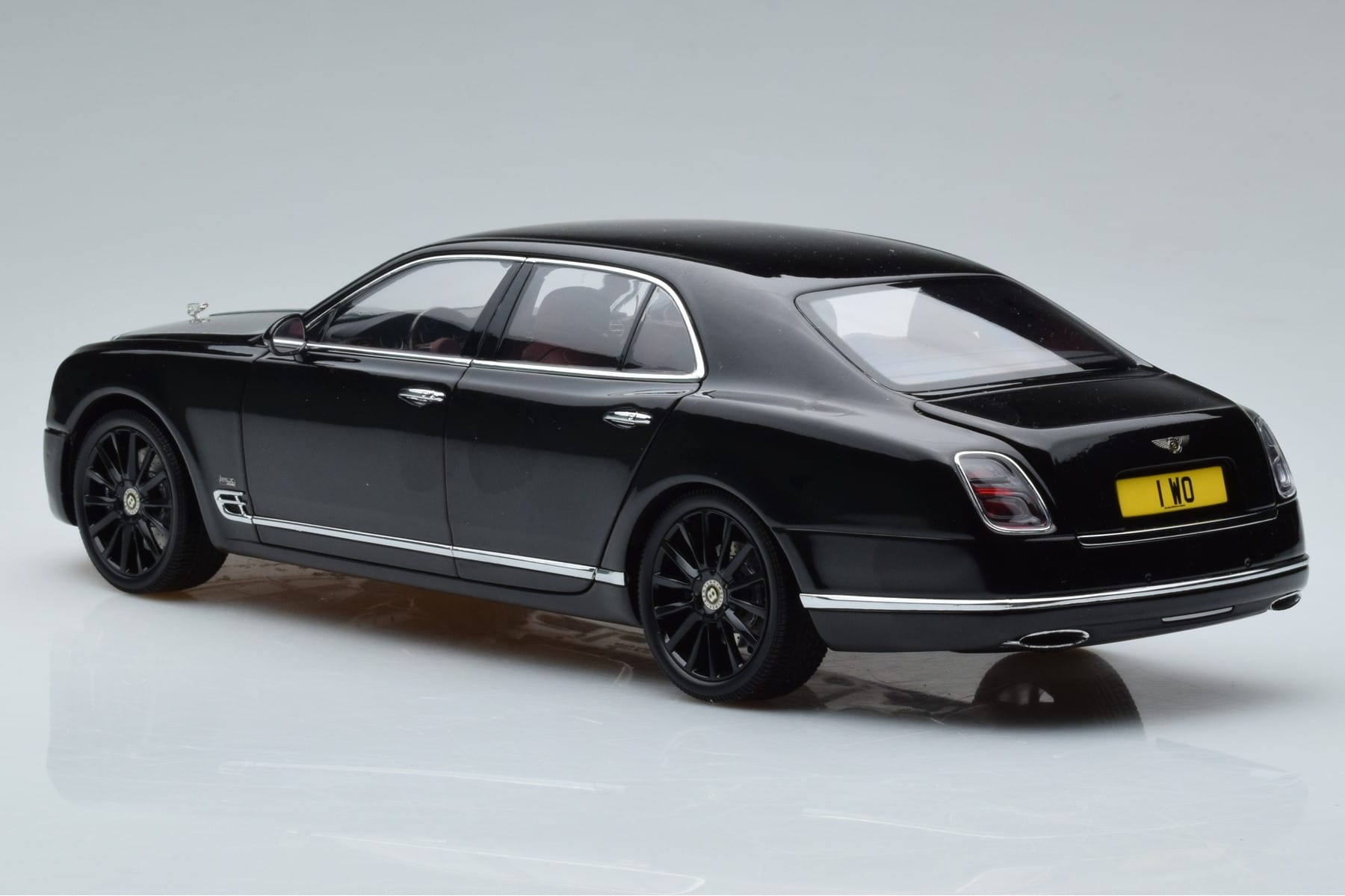 Bentley Mulsanne W.O. Edition By Mulliner Schwarz Almost Real 1:18 830508 Metall – Bild 7 von 11