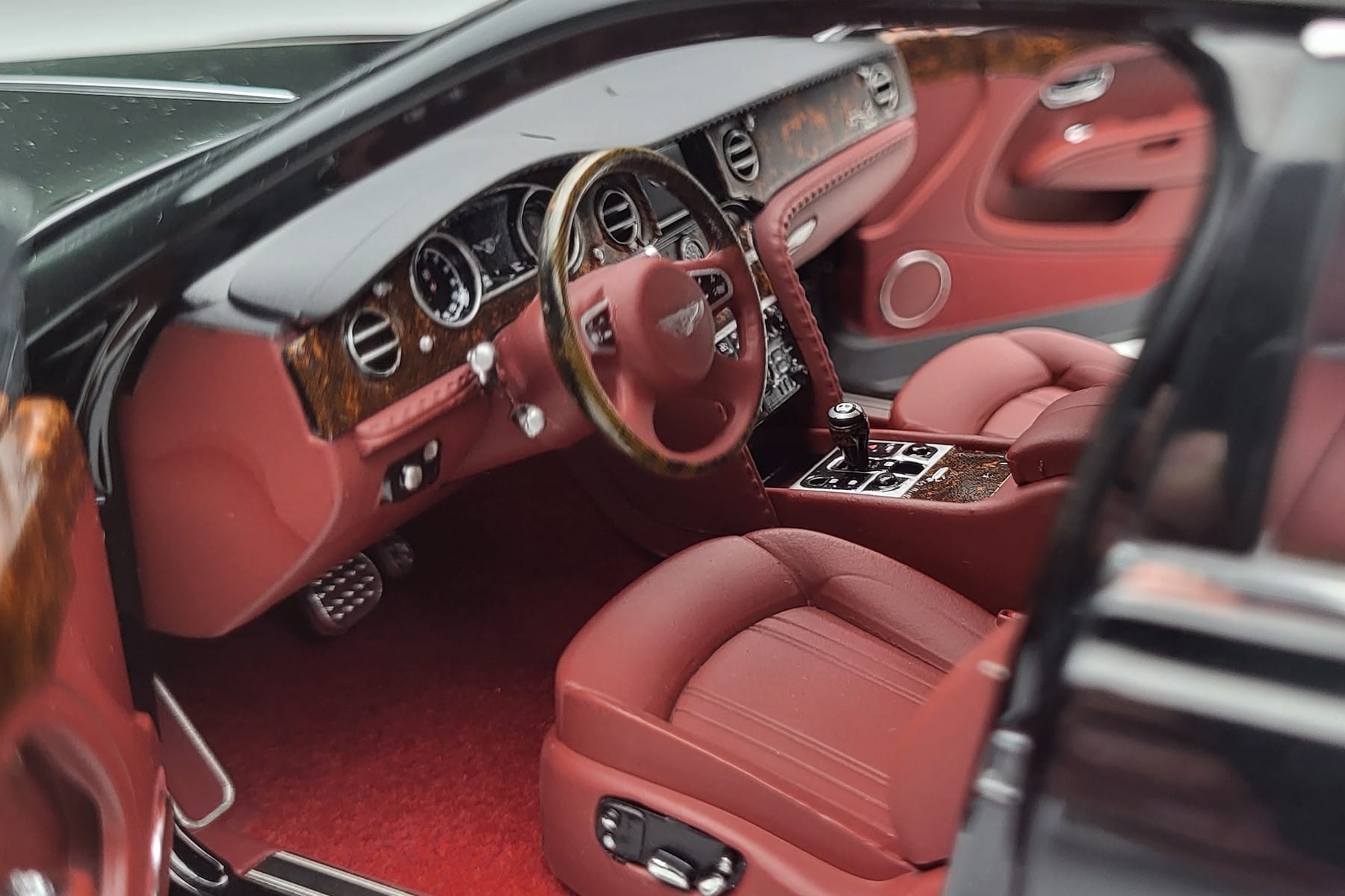 Bentley Mulsanne W.O. Edition By Mulliner Schwarz Almost Real 1:18 830508 Metall – Bild 8 von 11