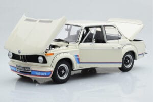 BMW 2002 Turbo Weiss Kyosho 1:18 08544W Metall – Bild 2 von 8