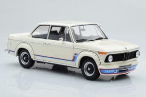 BMW 2002 Turbo Weiss Kyosho 1:18 08544W Metall – Bild 6 von 8