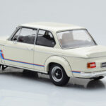 BMW 2002 Turbo Weiss Kyosho 1:18 - image 7 of 8