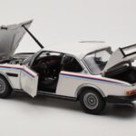 BMW 3.0 CSL E9 Weiss Heritage Edition Minichamps 1:18 - image 5 of 8