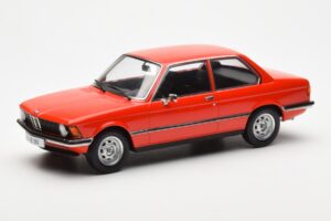 BMW 318 E21 Rot KK-Scale 1:18