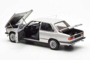 BMW 323i E21 Aspen Silber AUTOart 1:18 80430433552 Metall – Bild 5 von 8