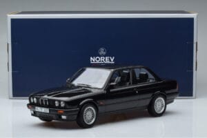 BMW 325i E30 Schwarz Norev 1:18 183203 Metall – Bild 6 von 6