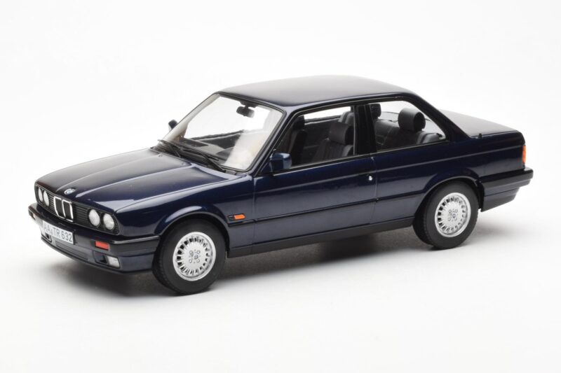 BMW 325i E30 Blau Metallic Norev 1:18