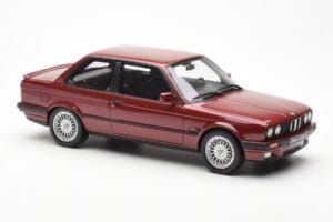 BMW 325i E30 Bordeaux Metallic Otto 1:18 OT102 Resin – Bild 4 von 6