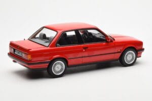 BMW 325i E30 Rot Norev 1:18 183202 Metall – Bild 2 von 6