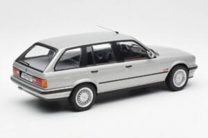 BMW 325i E30 Touring Silber Norev 1:18 183216 Metall – Bild 2 von 6