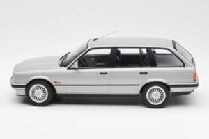 BMW 325i E30 Touring Silber Norev 1:18 183216 Metall – Bild 3 von 6